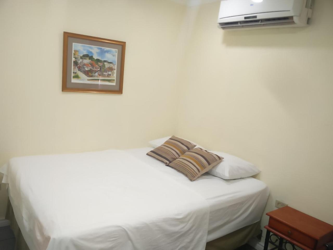 Woodbrook On The Avenue Bed & Breakfast Port of Spain Ngoại thất bức ảnh